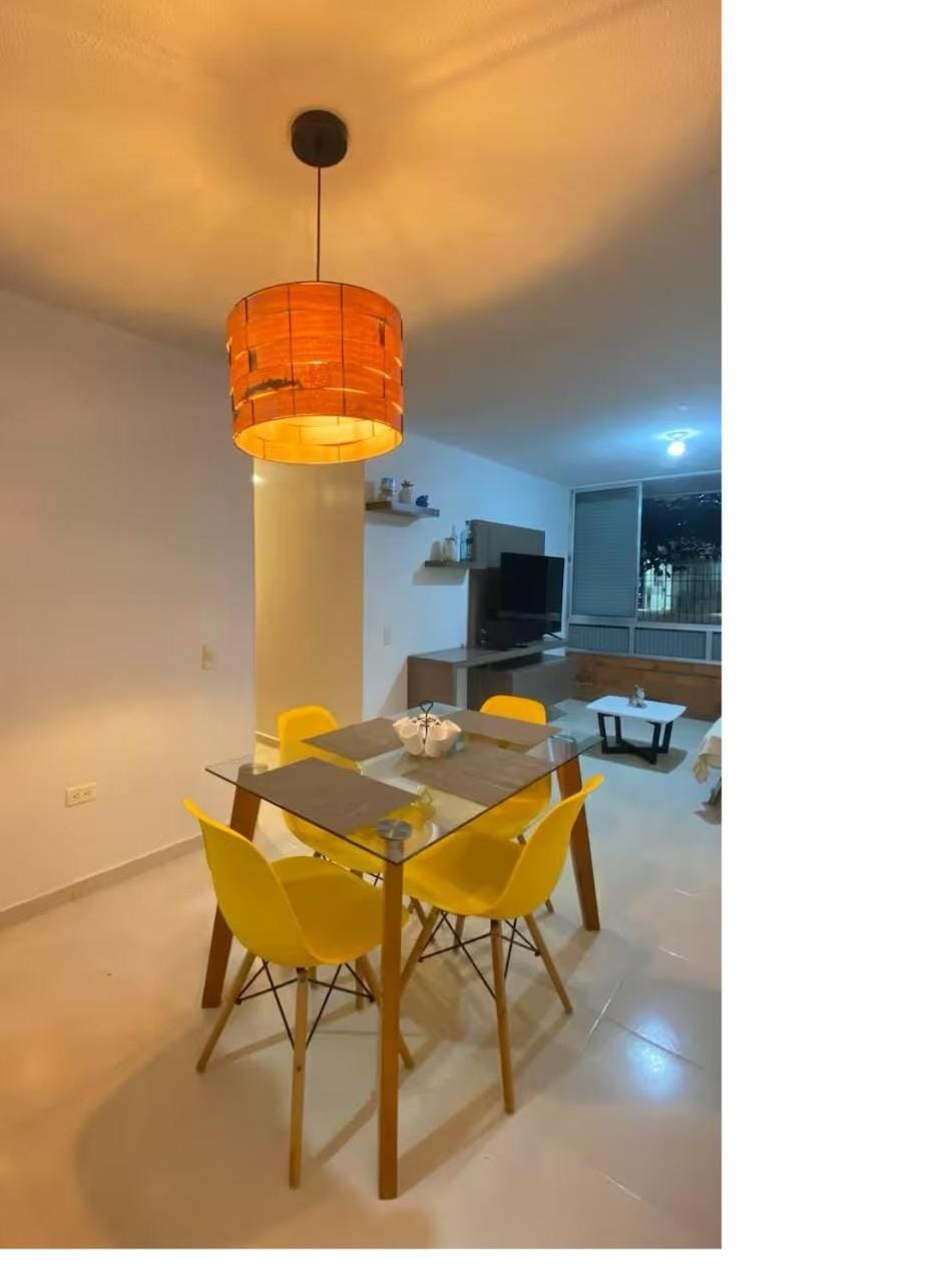 Espectacular Apto Ubicado en el corazón de Girón Apartment in Girón