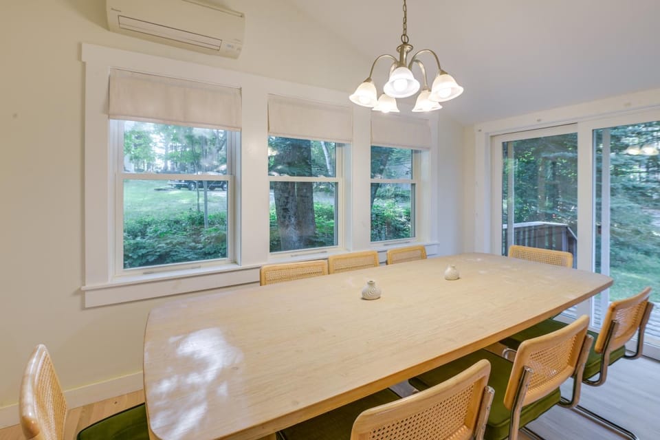 6 Mi to Acadia Nat'l Park! Cozy Gem w/ Deck, Grill House in Northeast Harbor