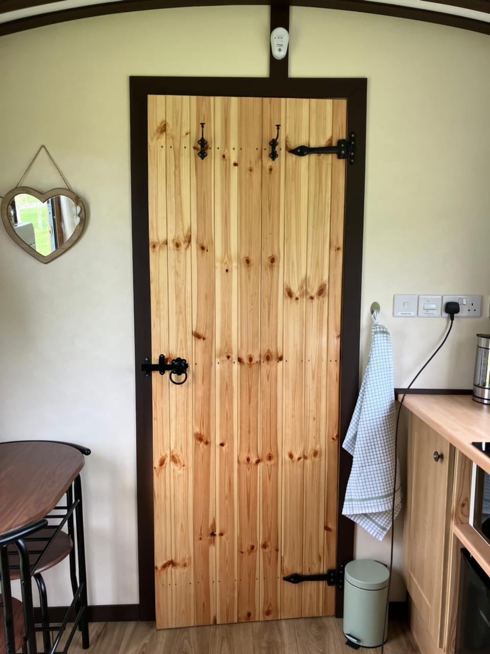Woodpeckers Shepherds Hut Luxury tent in St Edmundsbury District