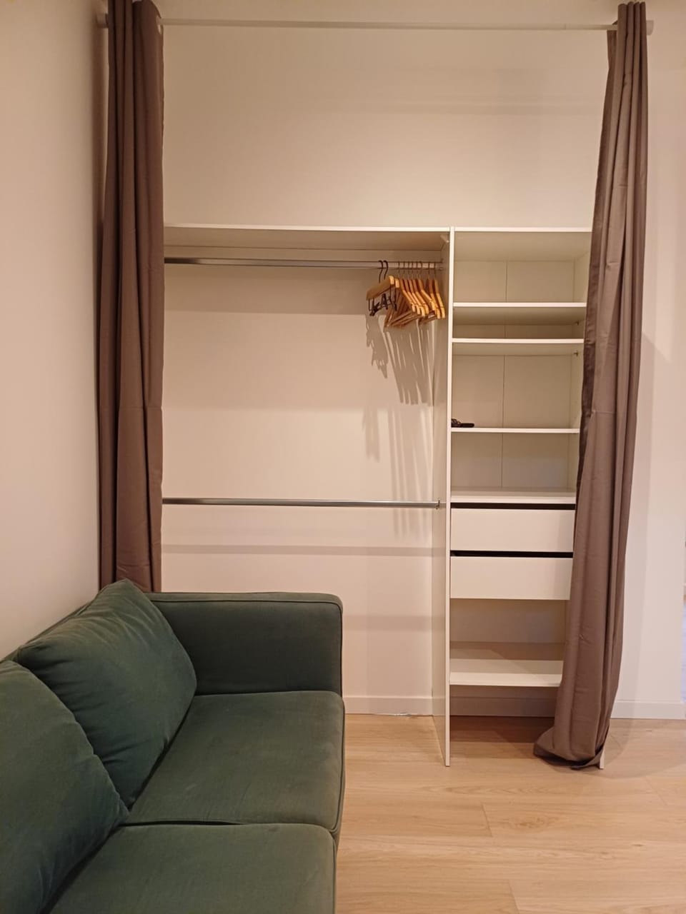 wardrobe