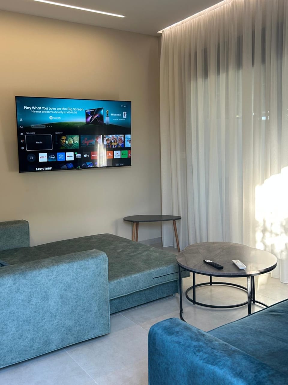 TV and multimedia, Living room, Seating area