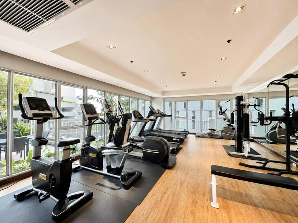 Near BTS l Large 52 sqm l Pool and Steam Apartment in Bangkok