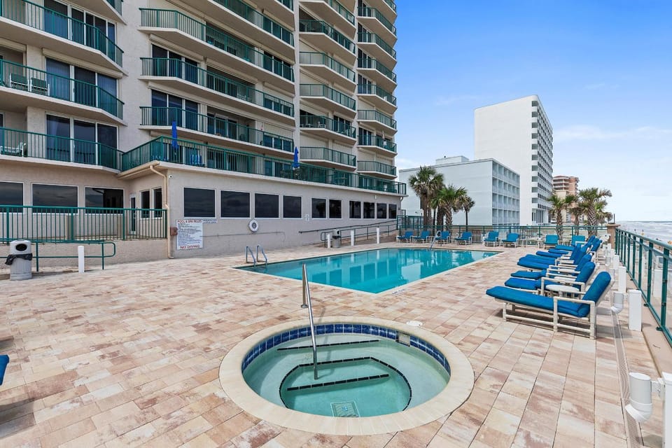 DiMucci Twin Towers 1402 House in Daytona Beach Shores