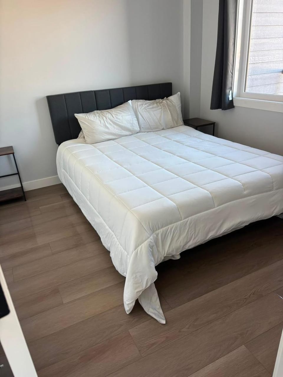 1208 Ocgrow Reserve - Luxury 5 Star Apartment in Cochrane