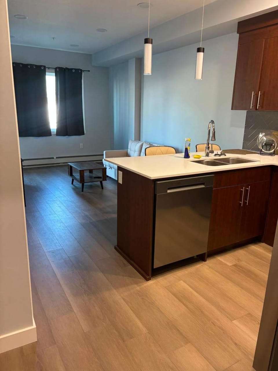 1208 Ocgrow Reserve - Luxury 5 Star Apartment in Cochrane