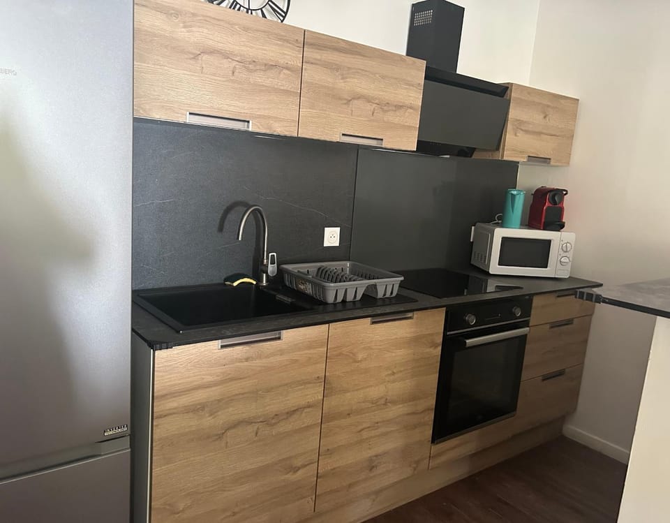 L'azur Apartment in La Seyne-sur-Mer