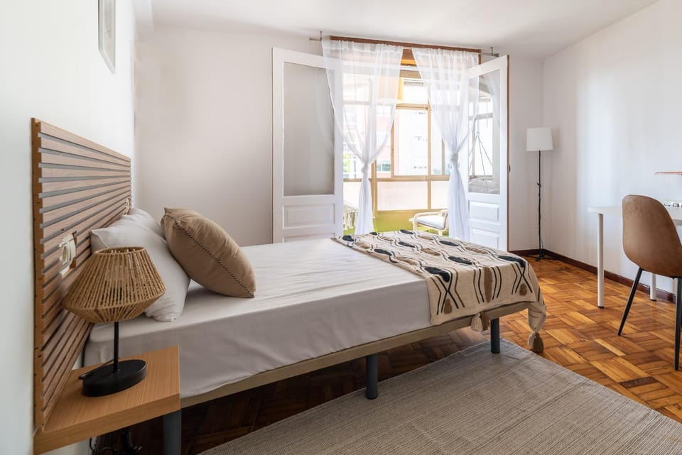 Bed, Bedroom