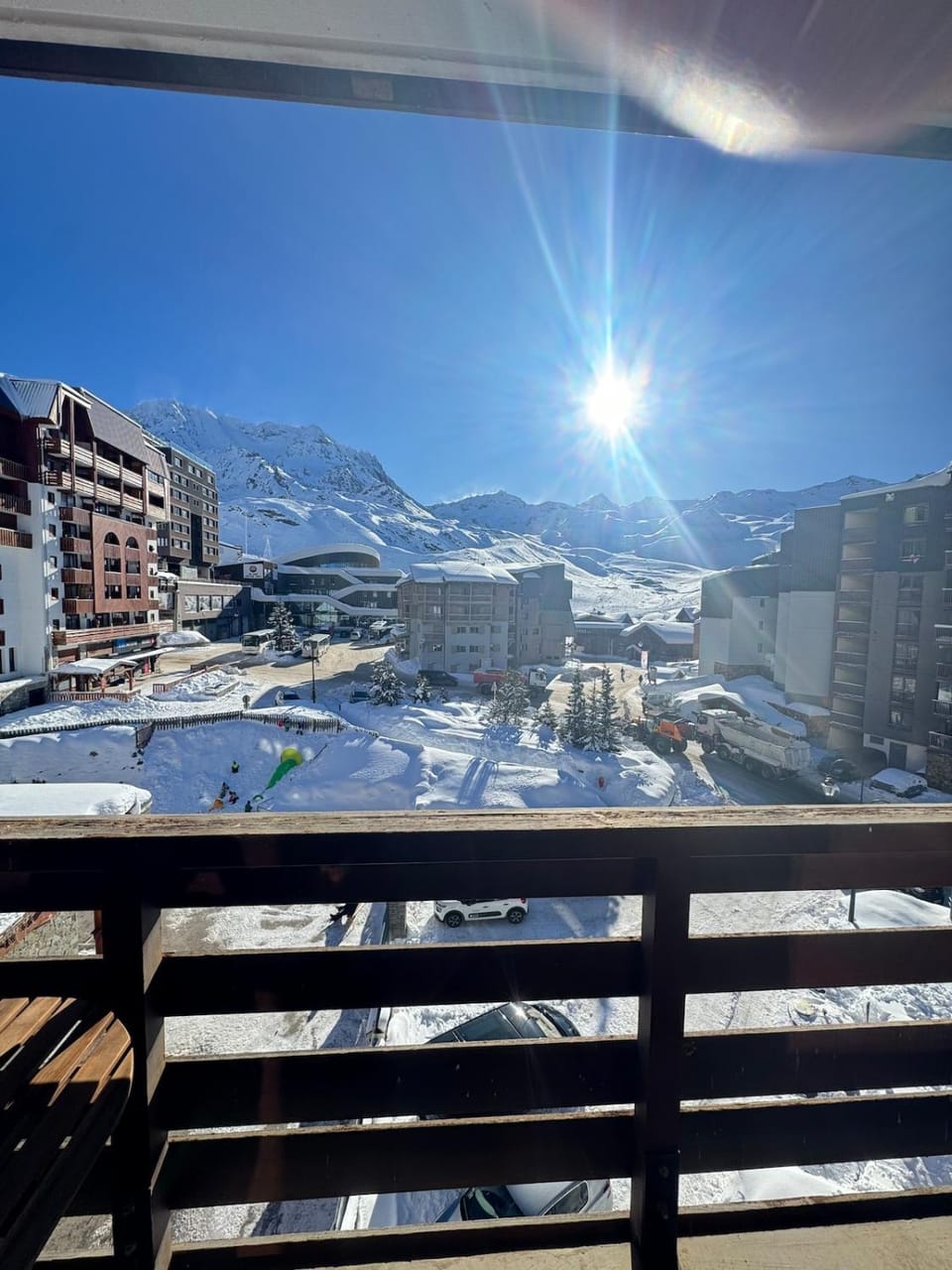 Balcony with a view - Ski In and Ski Out by White House Apartment in Les Allues