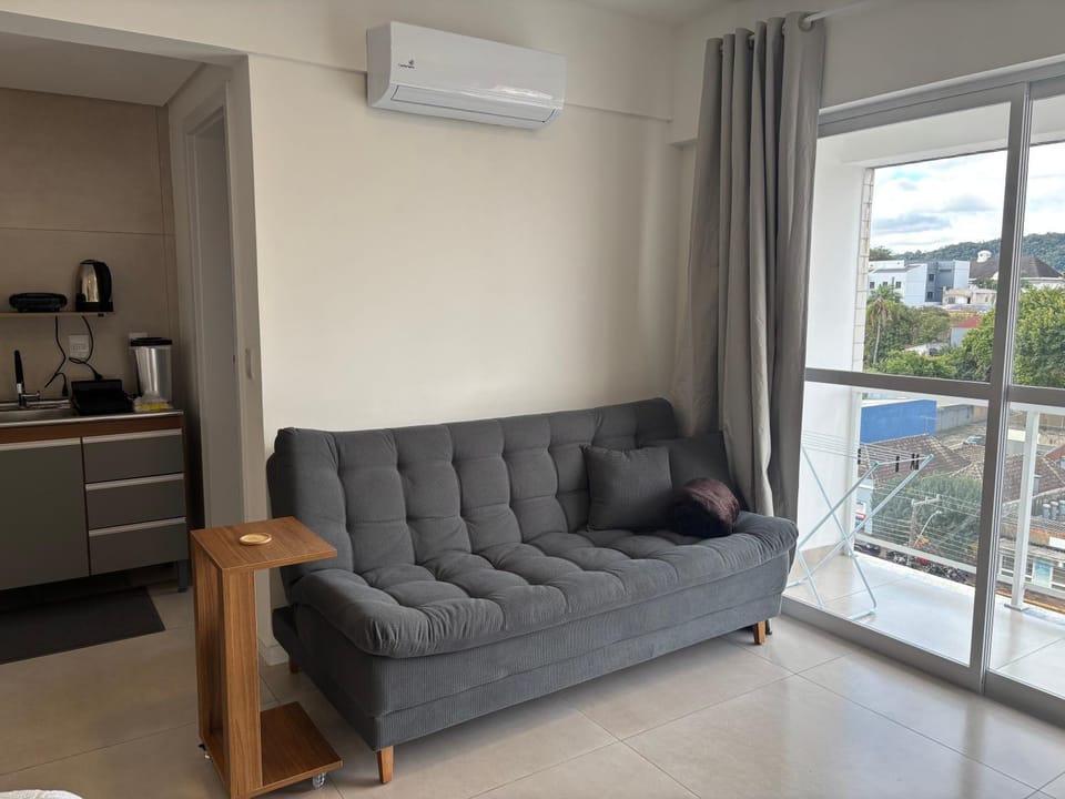 Loft novo no centro, perto da Oktober, com garagem Apartment in Santa Cruz do Sul