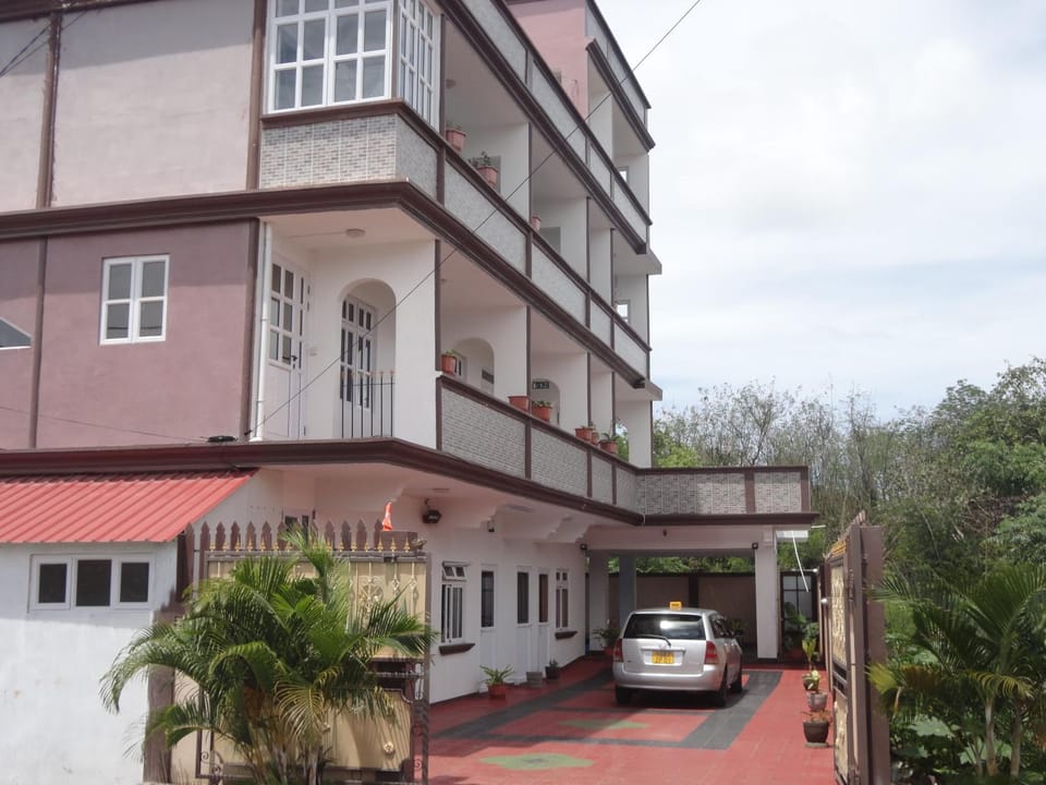 Property building, Day