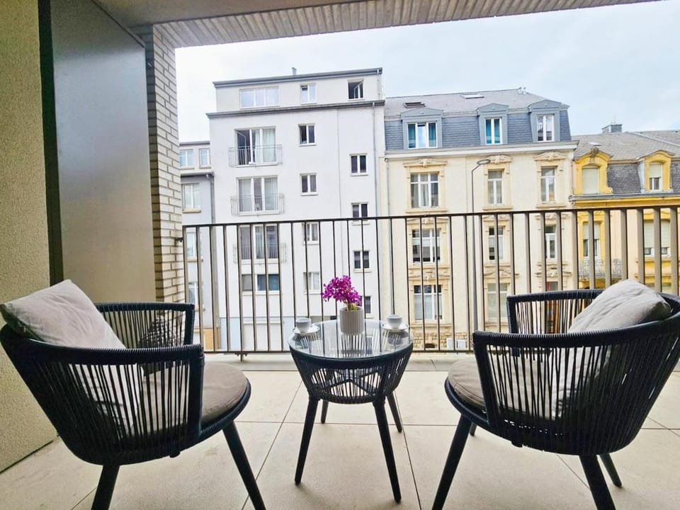 Central 1BR Apartment w terrace&parking spaces Apartment in Luxembourg