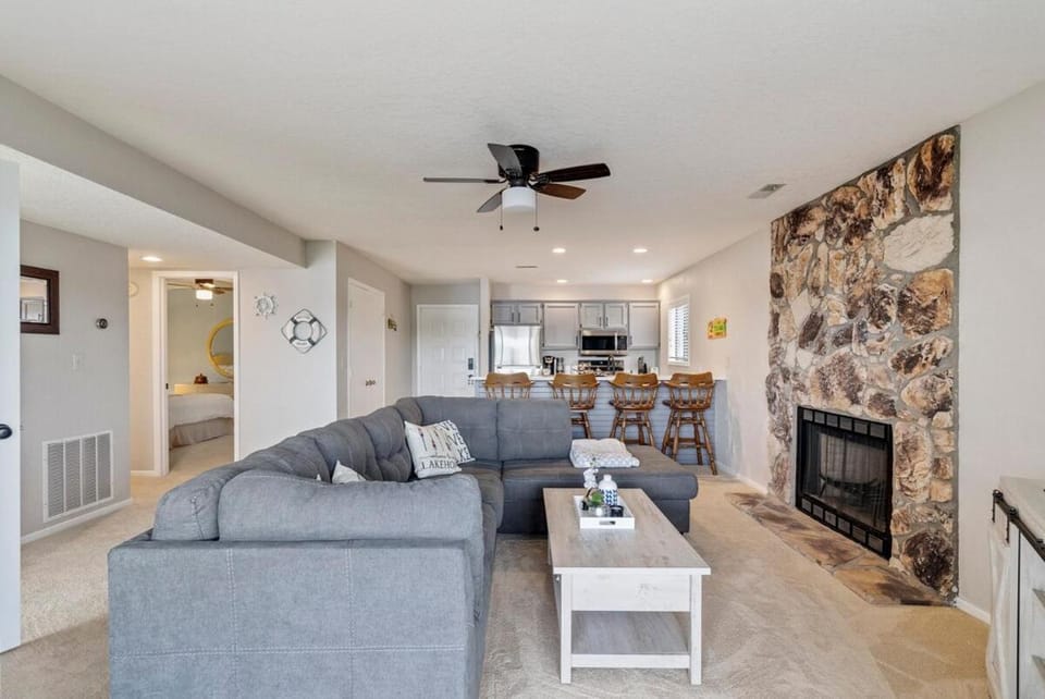 Baypoint Paradise Apartment in Lake of the Ozarks