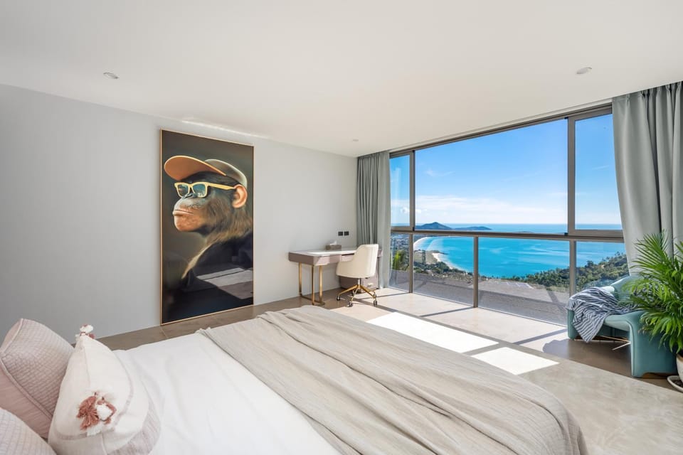 Bed, Bedroom, Sea view