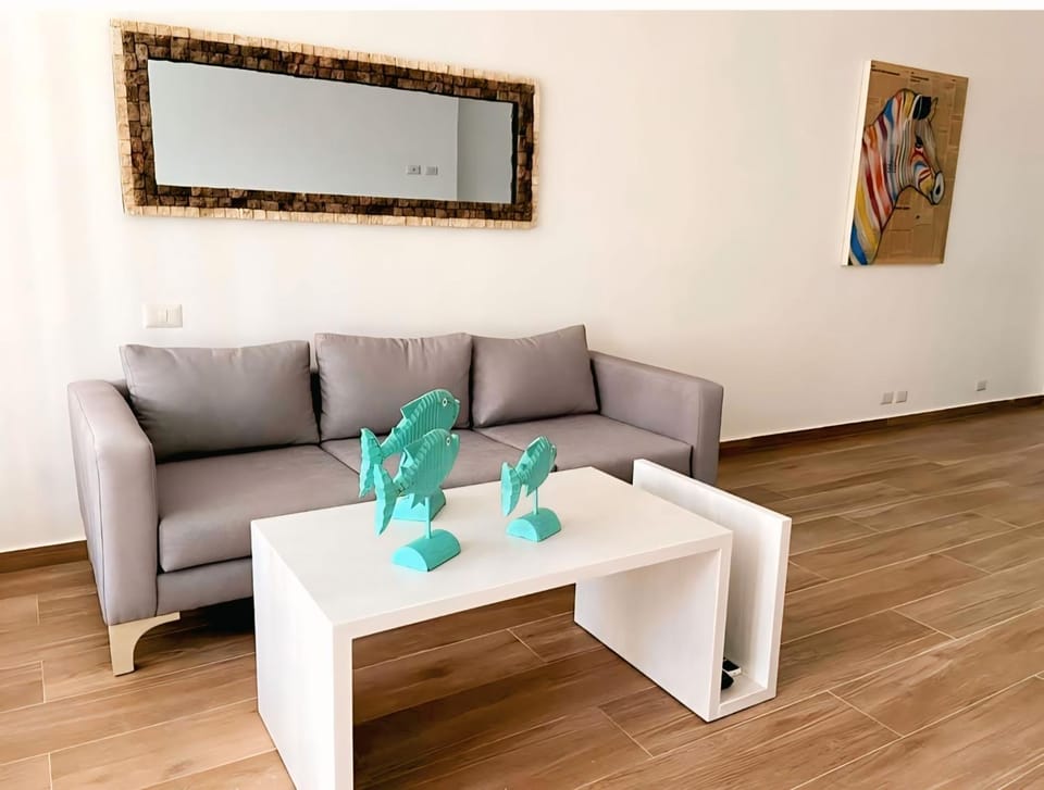Living room, Decorative detail, Seating area