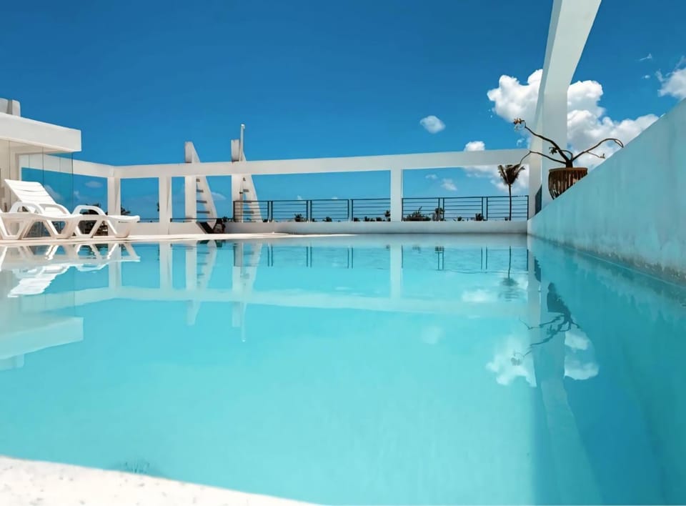 Day, Balcony/Terrace, Swimming pool, Swimming pool, sunbed