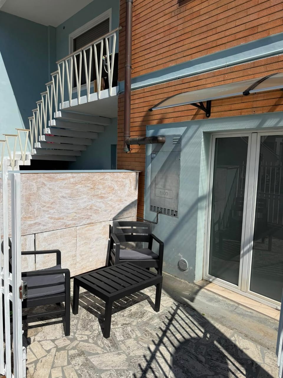Property building, Inner courtyard view