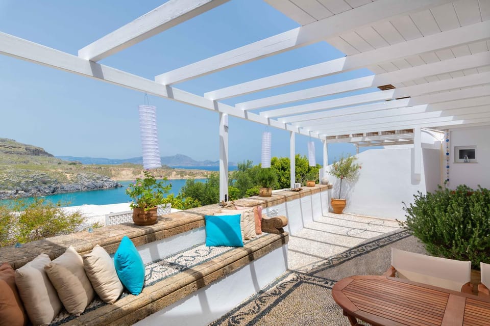 Patio, Garden, Balcony/Terrace, Seating area, Garden view, Landmark view, Sea view
