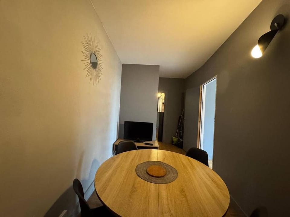 LUrbanMans - 4pers - Suite parentale - Wi-Fi Apartment in Le Mans