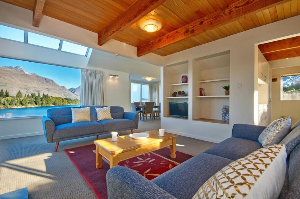 Villas Lake Terrace Villa in Queenstown