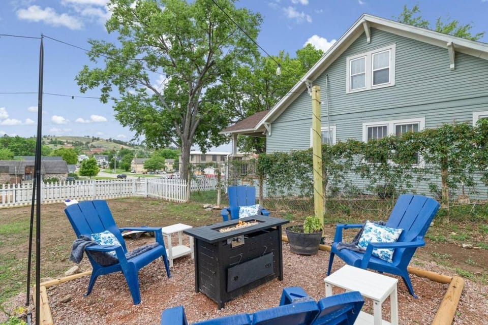 Cottontail Cottage House in Rapid City
