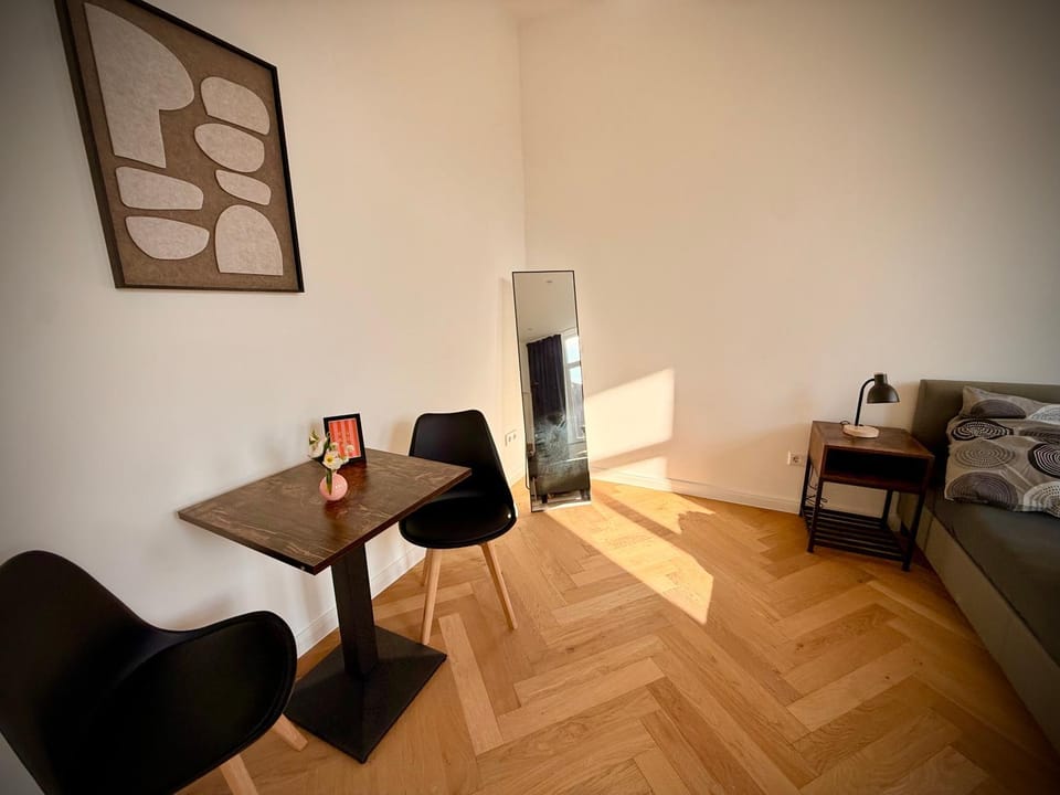 Zentral und Modern Zimmer im Herzen Oldenburgs 5DZ Bed and Breakfast in Oldenburg