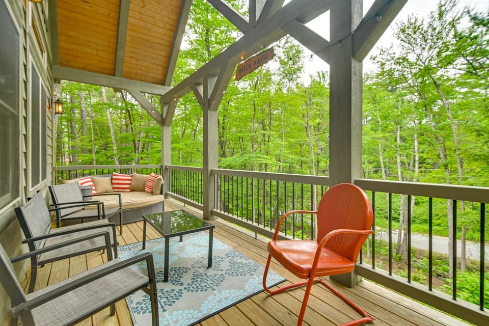 Woodsy + Secluded! Intervale Haven w/ Deck & Patio House in Bartlett