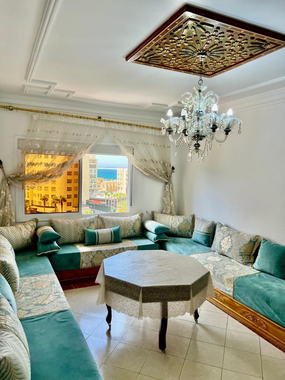 Living room, Seating area