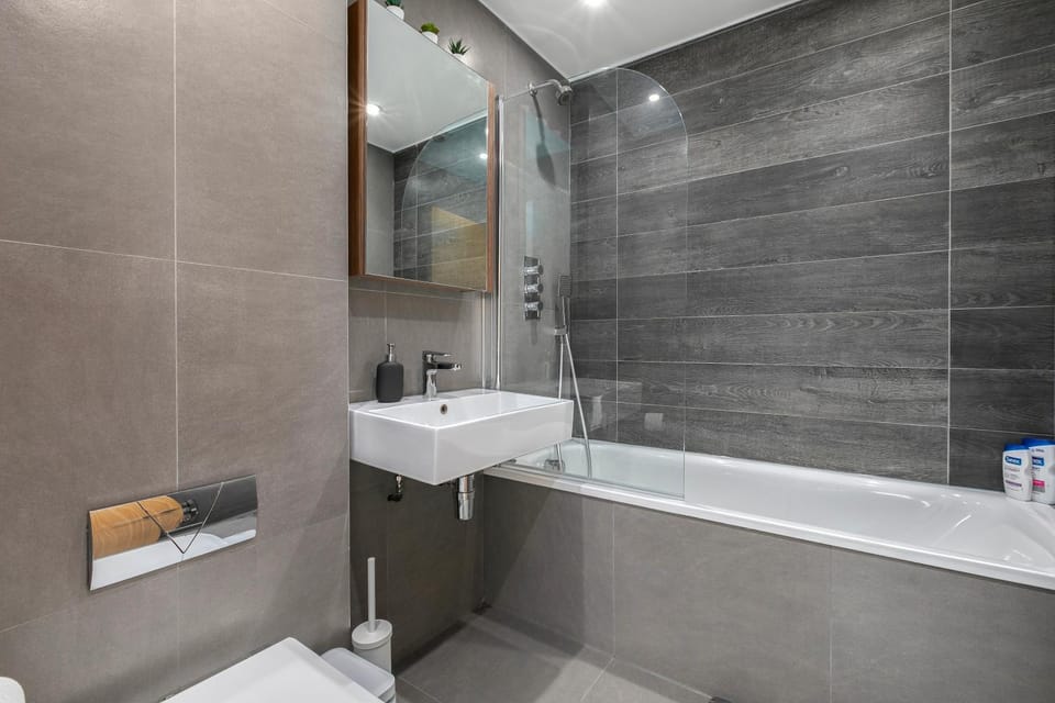 Shower, Bathroom, Bath