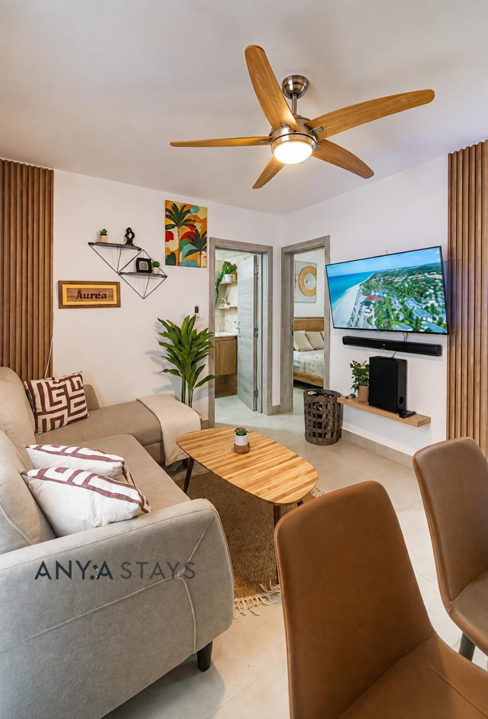 Communal lounge/ TV room, Living room