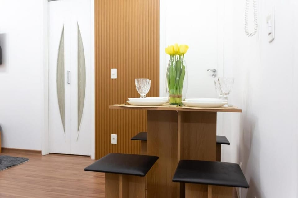 GRU Airport 5 Min Wi-Fi, Pool, and Free Parking Apartment in Guarulhos