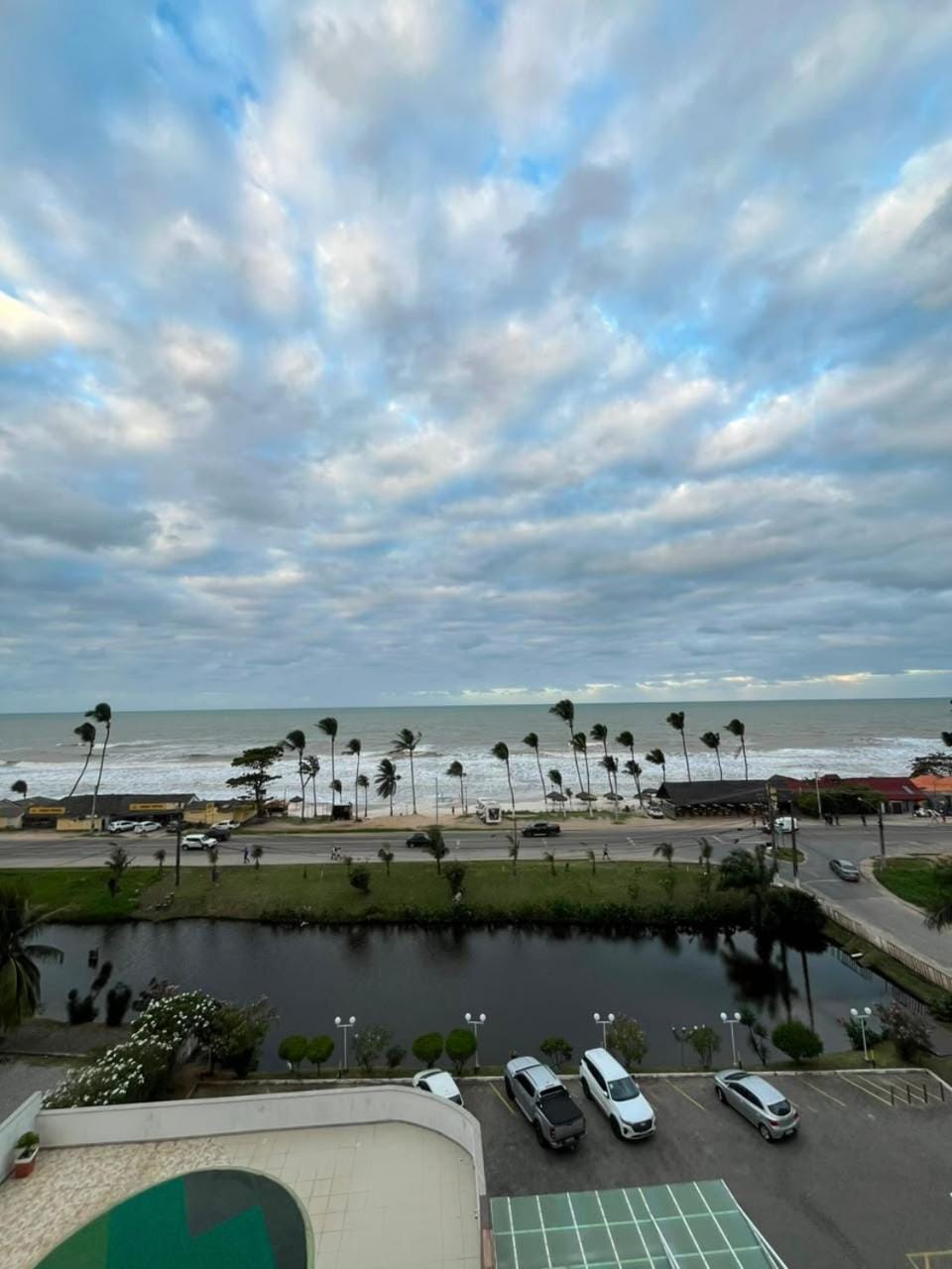 Nearby landmark, Facade/entrance, Natural landscape, Balcony/Terrace, Balcony/Terrace, Beach, Beach, Sea view, Sea view