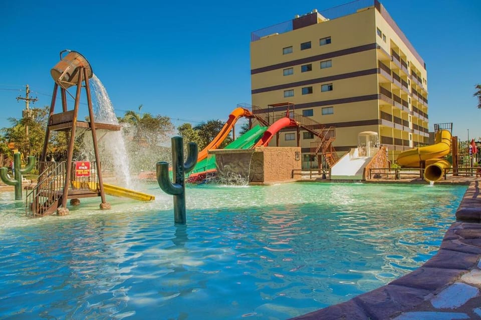 Barretos Rodeio Resort 2 quartos até 7 pessoas Resort in Barretos
