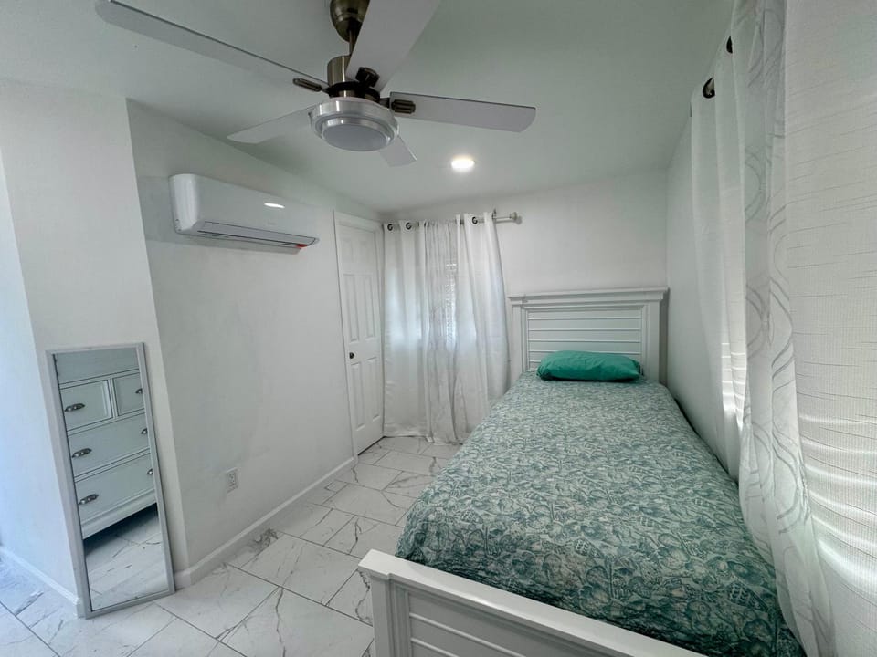 Studio Room 1 Bed and Breakfast in West Palm Beach