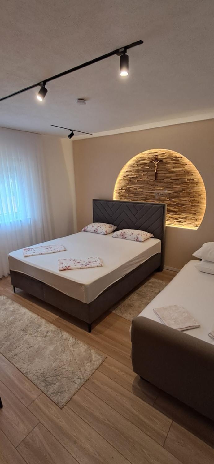 Modern downtown apartment with free parking Apartment in Federation of Bosnia and Herzegovina