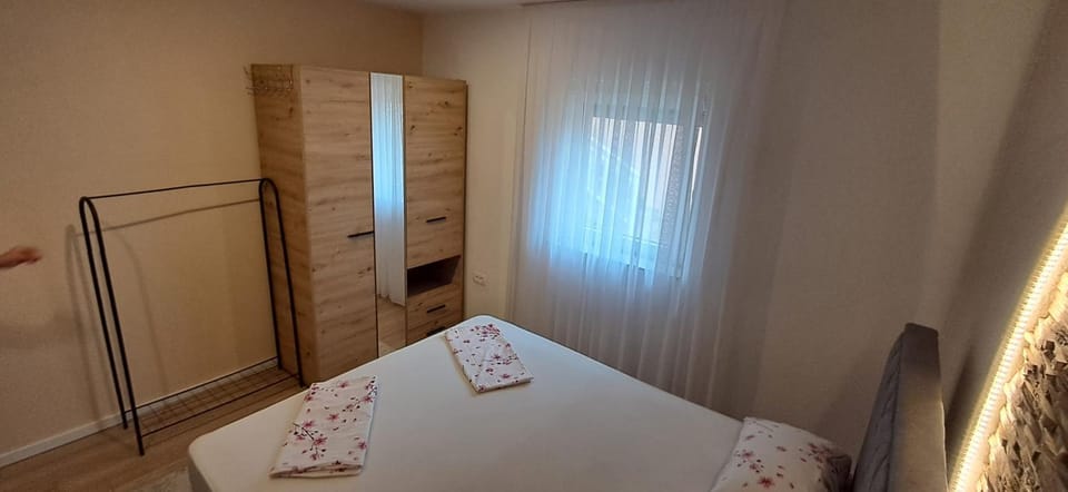 Modern downtown apartment with free parking Apartment in Federation of Bosnia and Herzegovina