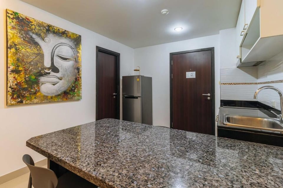 Walk to Beach & Cafe Near Promthep Cape C330 Apartment in Rawai