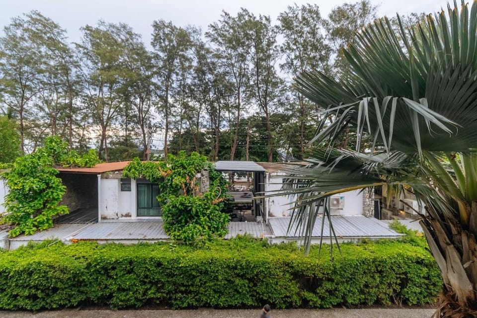 Walk to Beach & Cafe Near Promthep Cape C330 Apartment in Rawai