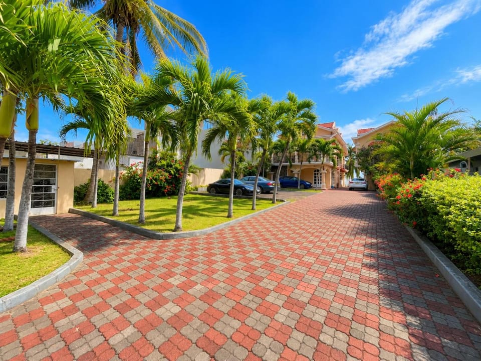 Ocean view Apartment in Pointe aux Biches