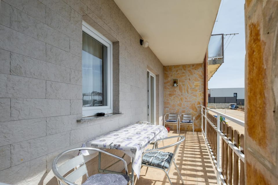 Patio, Balcony/Terrace, Seating area