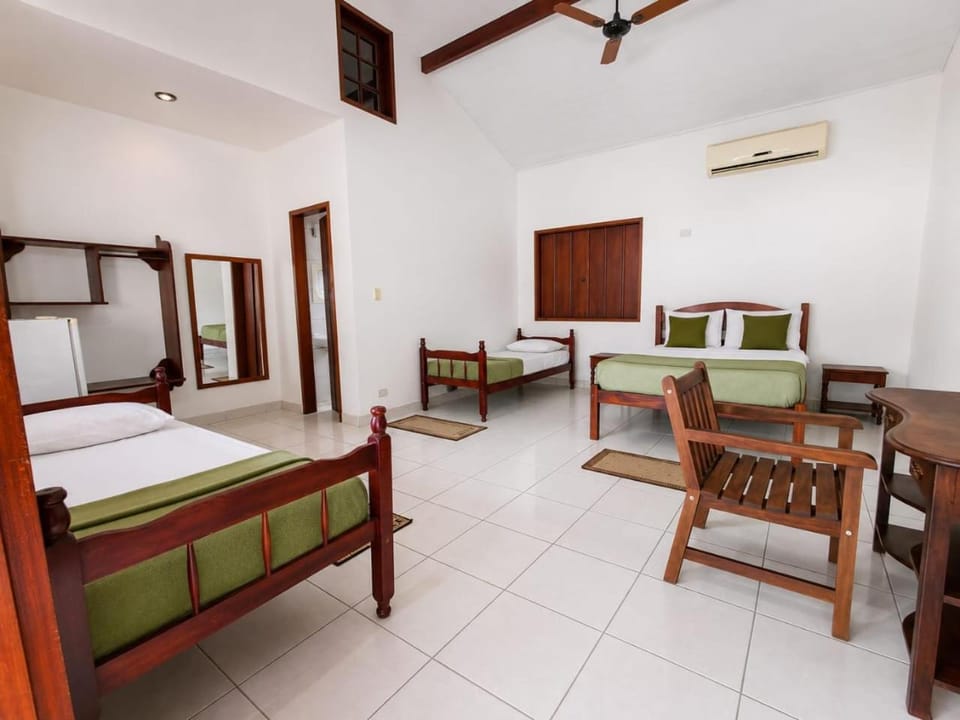 Bed, Photo of the whole room, wardrobe, air conditioner