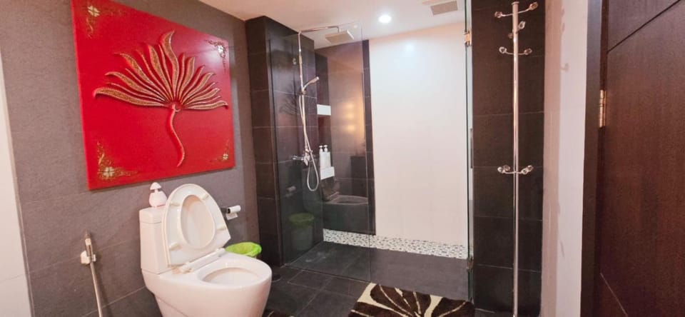 Beautiful Overlooking River view in the heart of Bangkok Apartment in Bangkok