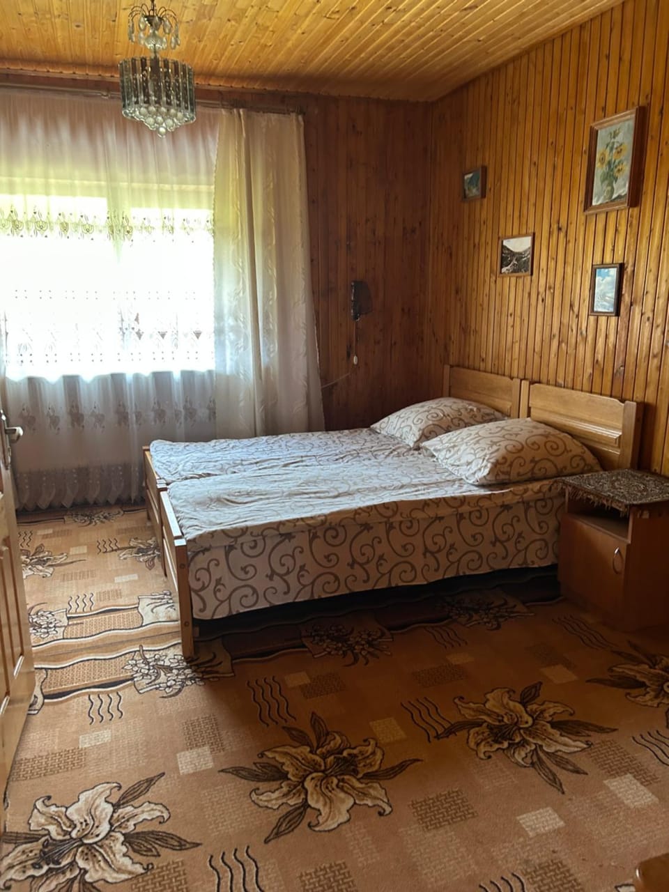 Буркут Nature lodge in Ukraine