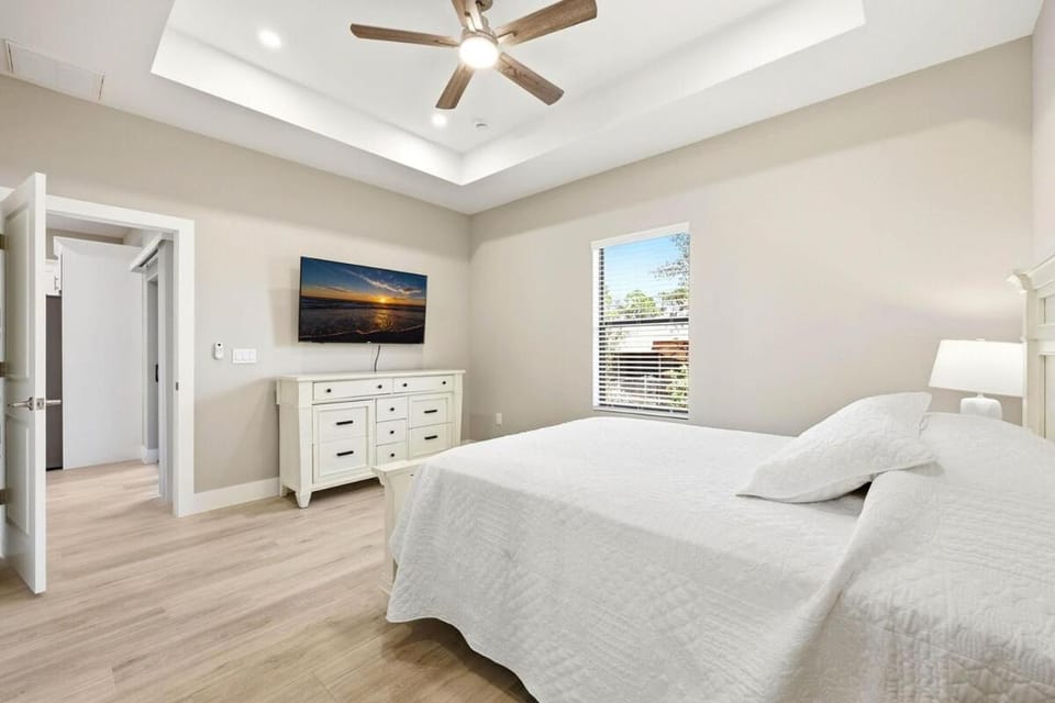 Cozy and Peaceful- 3-bedroom Home House in Gateway