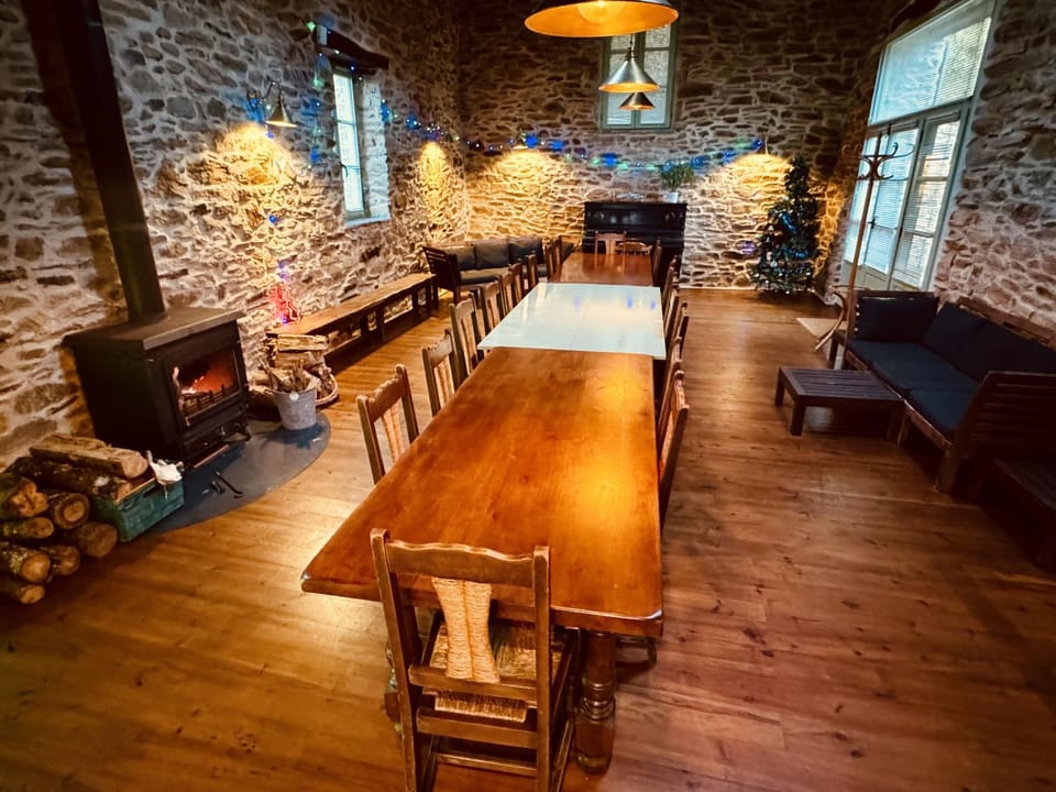 Property building, Living room, Seating area, Dining area