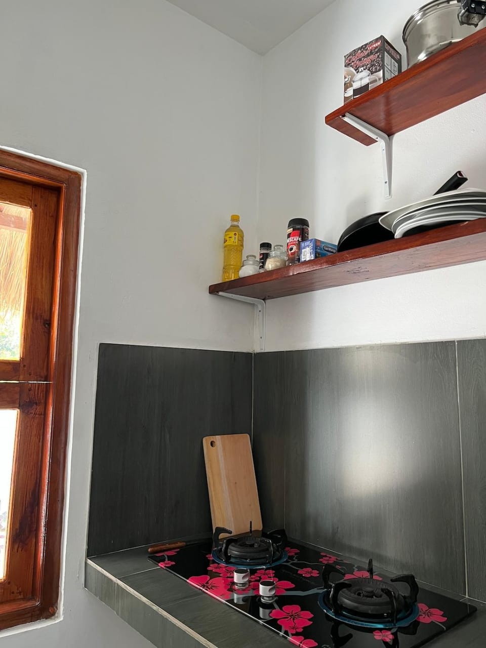 Kitchen or kitchenette, kitchen