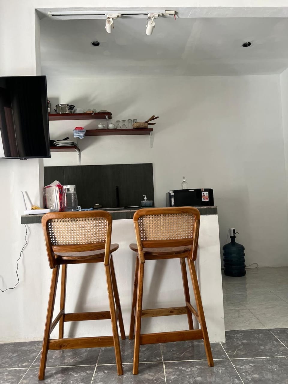 Lounge or bar, minibar