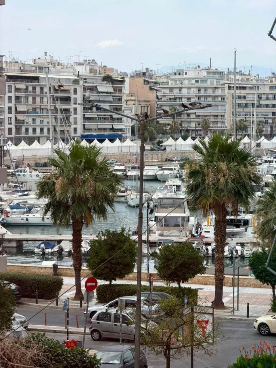 Eintou - Pasalimani Marina Views Piraeus Apartment in Pireas