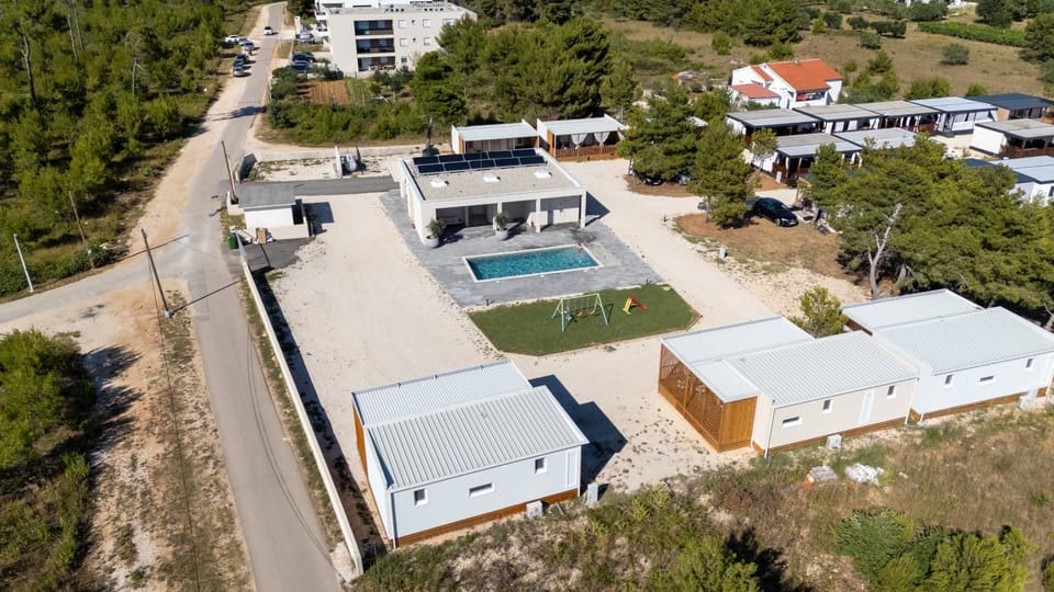 Mobile home Sanja's Paradise, Privlaka Campground/ 
RV Resort in Zadar County