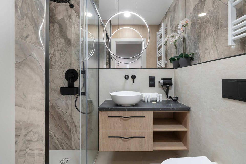 Shower, Bathroom, towels
