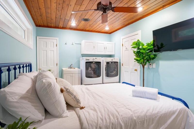 Villa Zephyra, Grand 8BR Villa for Families & Groups Villa in Jensen Beach